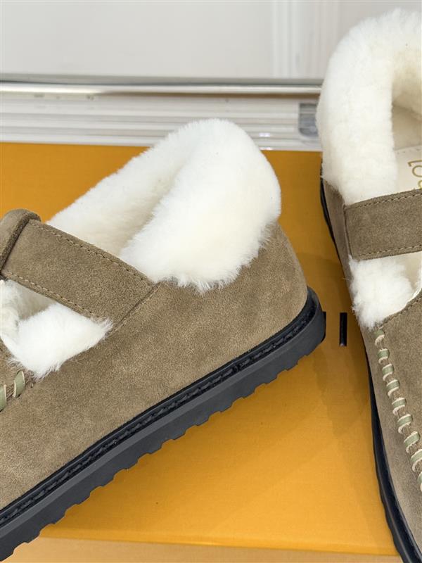 2025126113534767 310